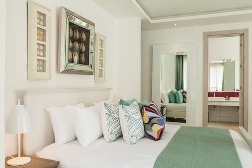 Leopard Beach Resort & Spa, Room