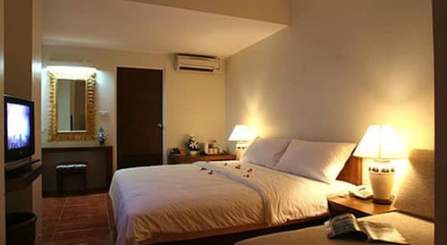 Villa Cha Cha Banglumphu, Room