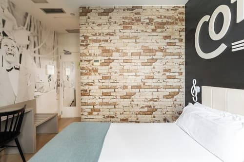 Colectia Hotel Urumea, Room