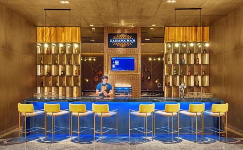 Belmont Hotel Mactan, Bar (on property)