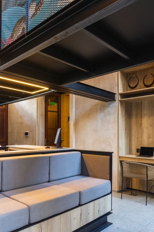 Faz Hostel, Reception