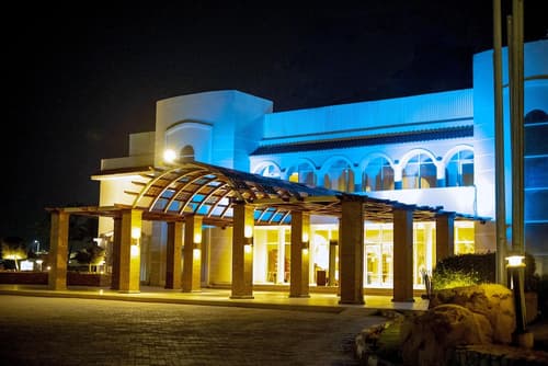 Ivy Cyrene Island Aqua Park Resort, Front of property