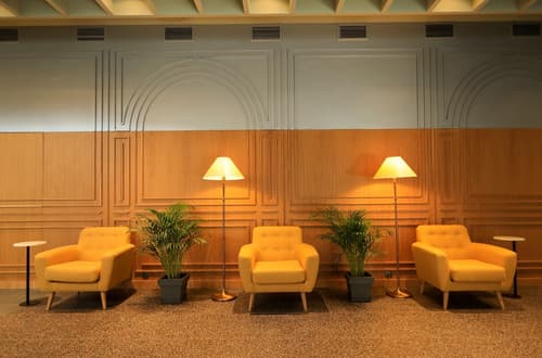 Pine Astoria Hotel, Lobby lounge