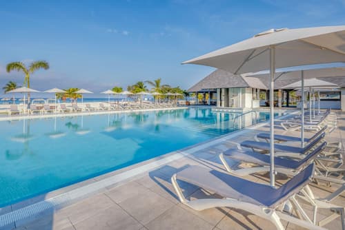 Melia Trinidad Peninsula, Pool