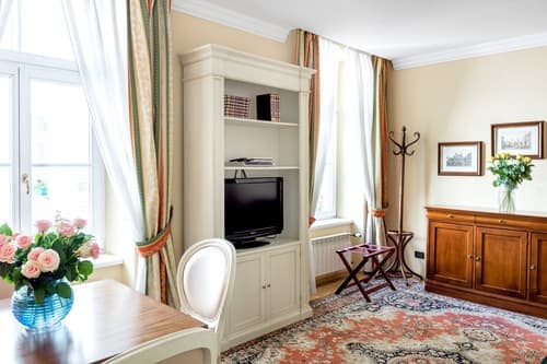 Residence St. Andrew's Palace, 