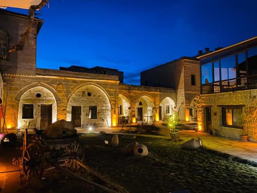 Çavuşin Cave House-Cappadocia, 