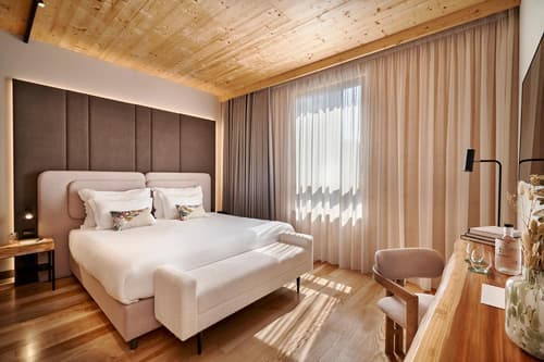 The Log Porto Hotel by Piamonte Hotels, 