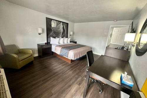 Canyon Inn Motel By OYO Flagstaff Route-66, 