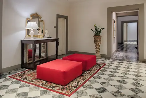NH Collection Firenze Porta Rossa, Lobby