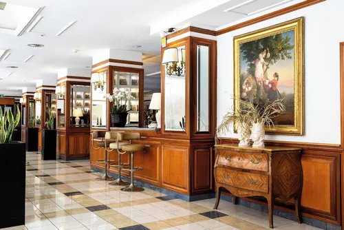 Grand Hotel Tiberio, Lobby