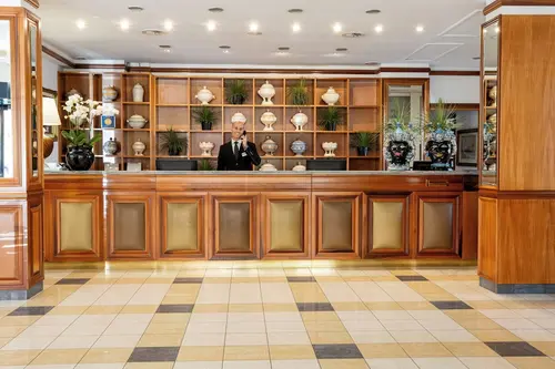 Grand Hotel Tiberio, Reception