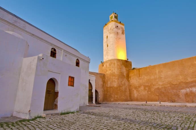 The Moroccan Cuisine and Flavours, Self-drive