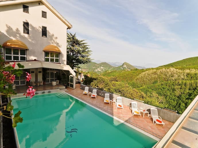 Hotel Scapolatiello, Primary image