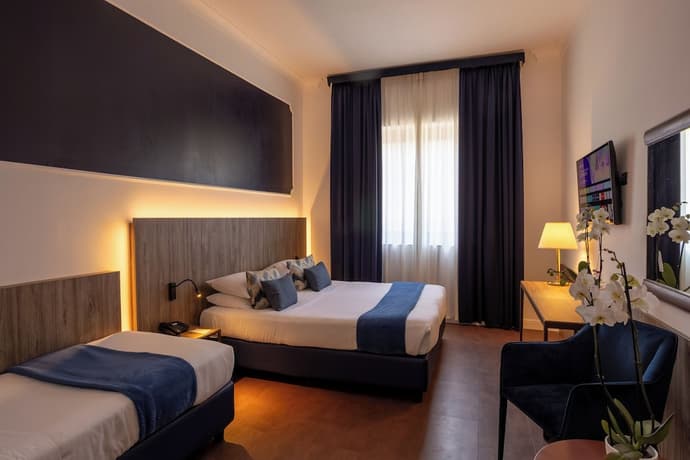 Grand Hotel Tiberio, Primary image