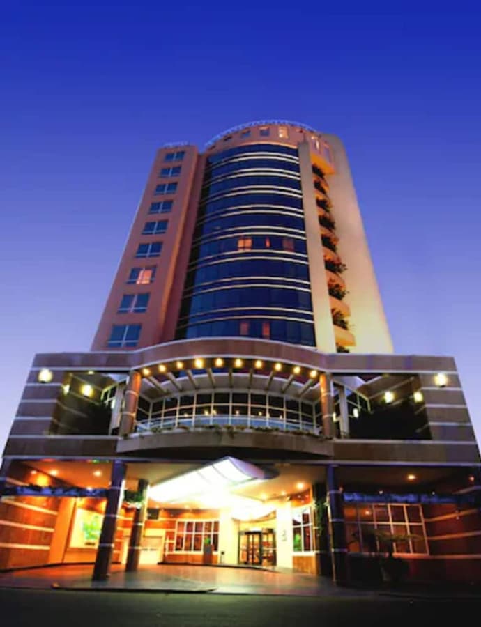 InterTower Hotel, Primary image