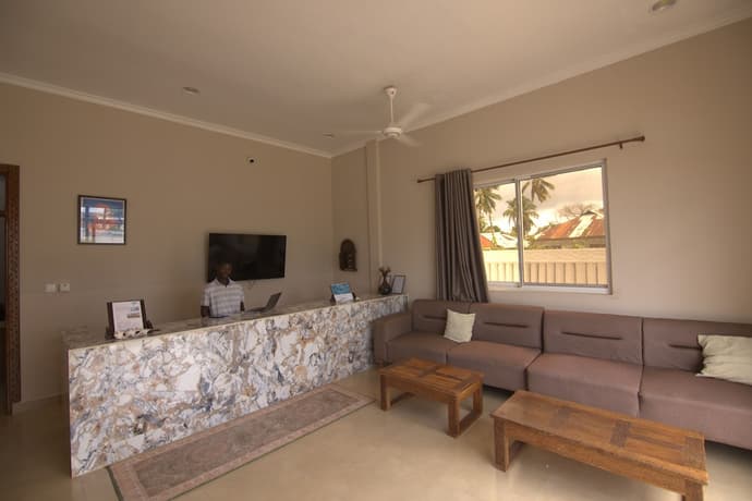 Mafia dream hotel, Reception