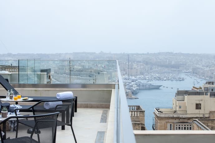 The Cumberland Hotel by NEU Collective, Primary image