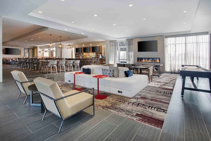 DoubleTree by Hilton Chicago Midway Airport, Primary image