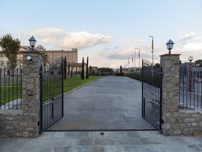 NilHotel Florence, Primary image