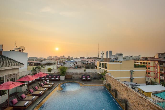 Buddy Lodge, Primary image