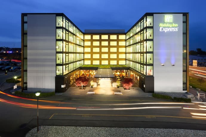 Holiday Inn Express Zurich Airport by IHG, Primary image