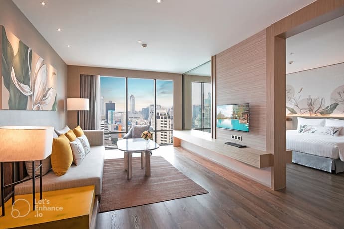 Sivatel Bangkok, Primary image