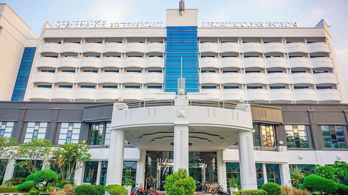 Sunlake Waterfront Resort and Convention, Primary image