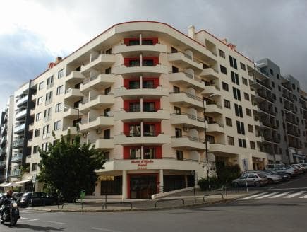 Vila Baleira Residence, 