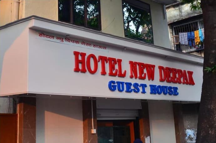Hotel New Deepak, 