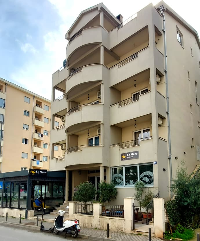 Le Marc Guesthouse, General view