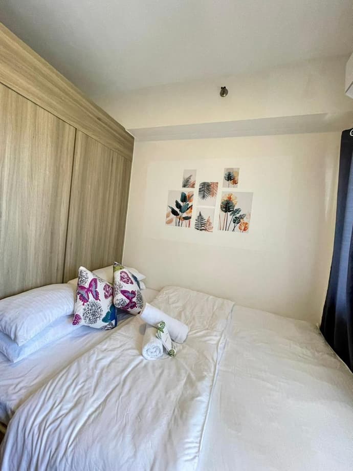 Fame Residence Retreat Cozy 1BR with Balcony, 