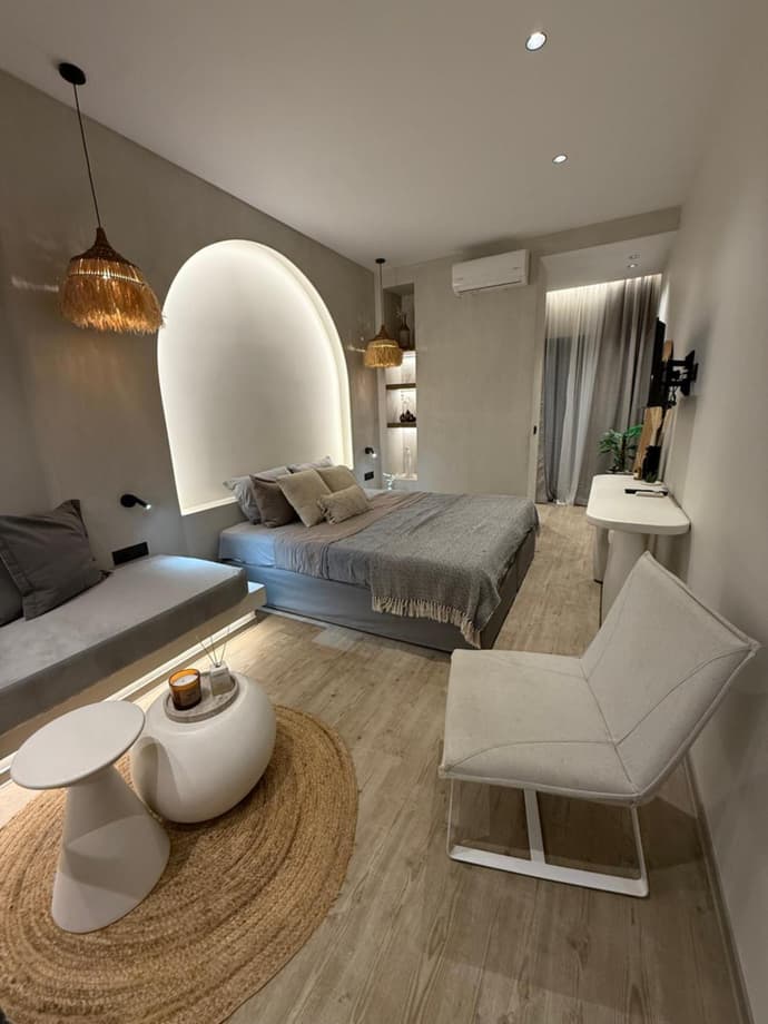 Erasmia Beachside Suites, 