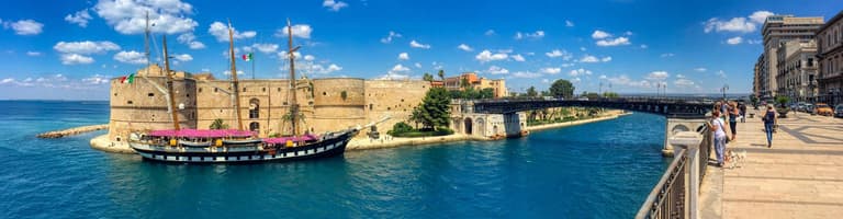 7 noči. Italija, Grčija, Malta