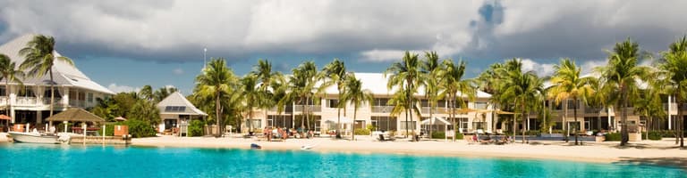 6 Нощи. Кайманови острови, Мексико